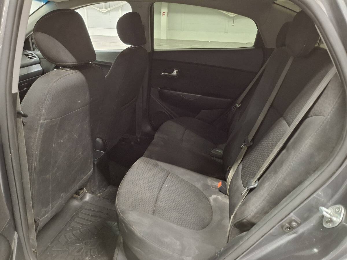 Киа Рио б/у, 2015, Механическая. Фото: #11