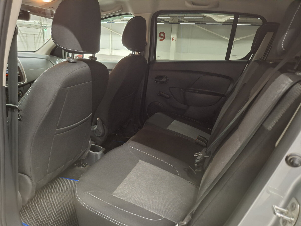 Рено Сандеро б/у, 2021, Механическая. Фото: #11