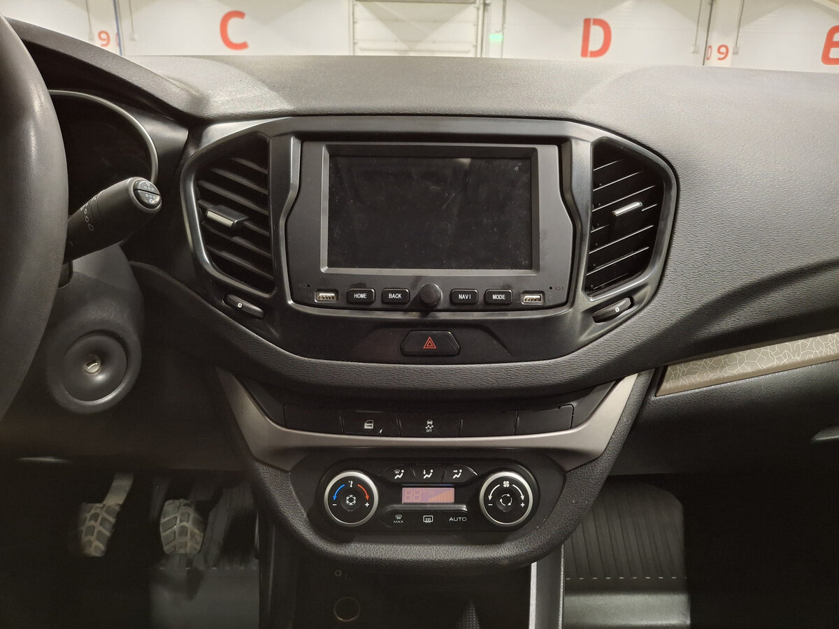 Лада (ВАЗ) Веста б/у, 2017, Механическая. Фото: #14