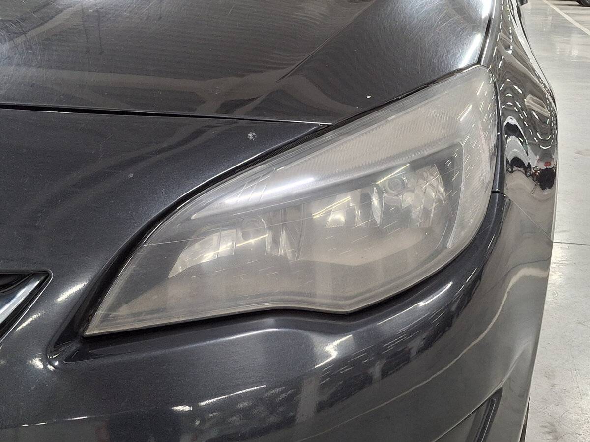 Опель Астра б/у, 2013, Автоматическая. Фото: #15