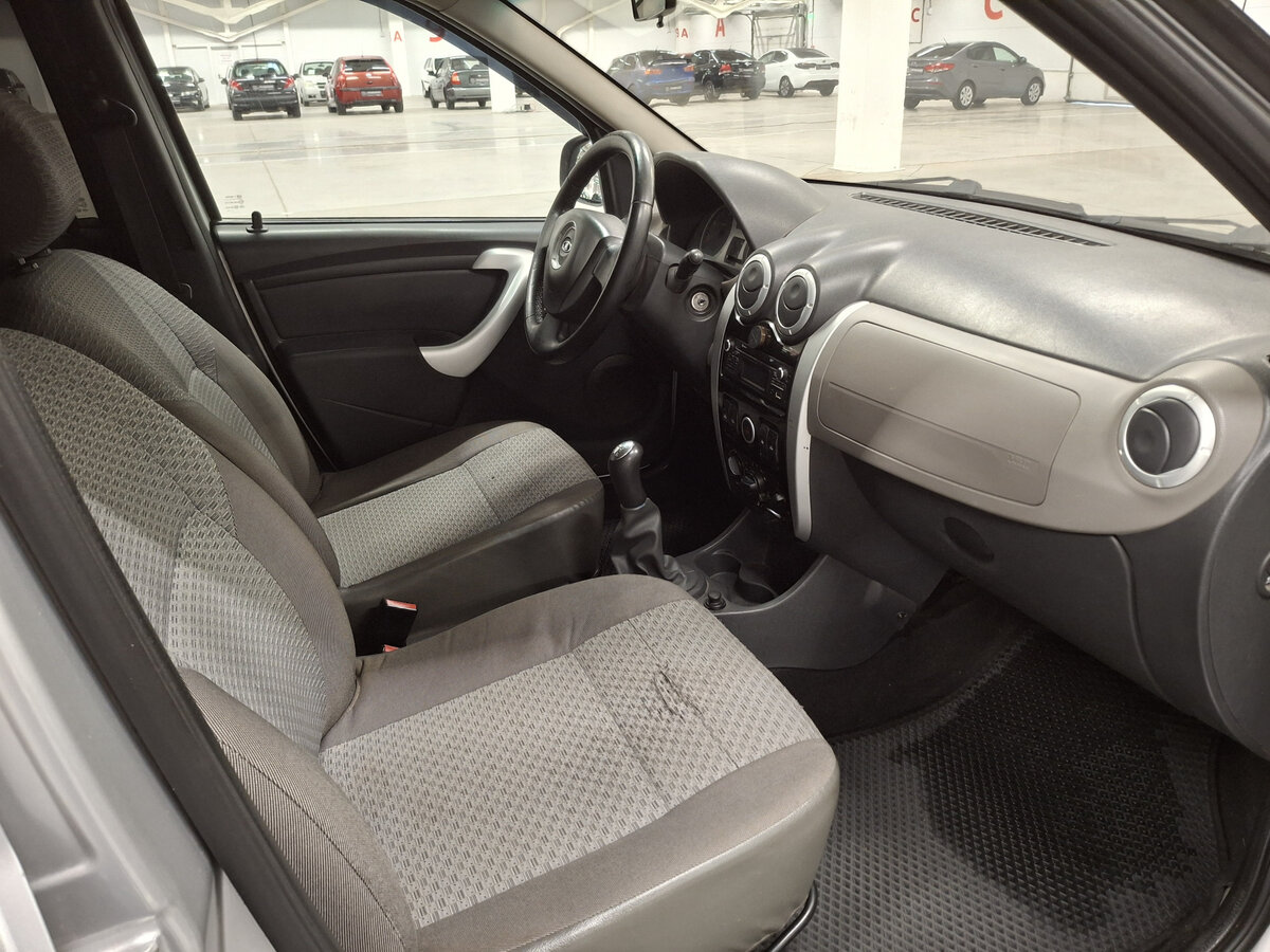 Лада (ВАЗ) Ларгус б/у, 2013, Механическая. Фото: #10