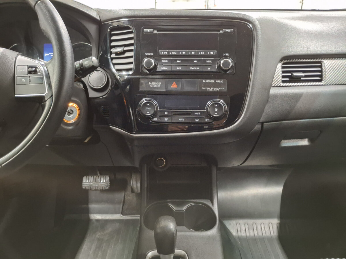 Митсубиши Оутлэндер б/у, 2015, Вариатор. Фото: #14