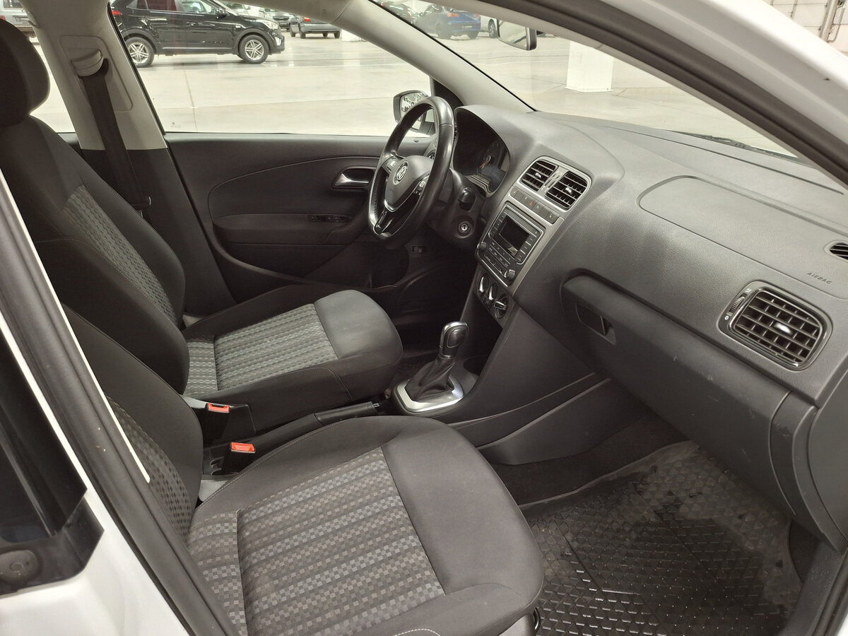 Фольксваген Поло б/у, 2019, Автоматическая. Фото: #9