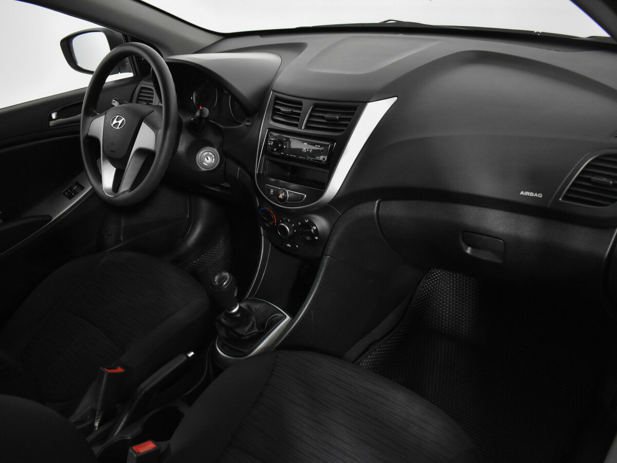 Хендай Солярис б/у, 2016, Механическая. Фото: #10