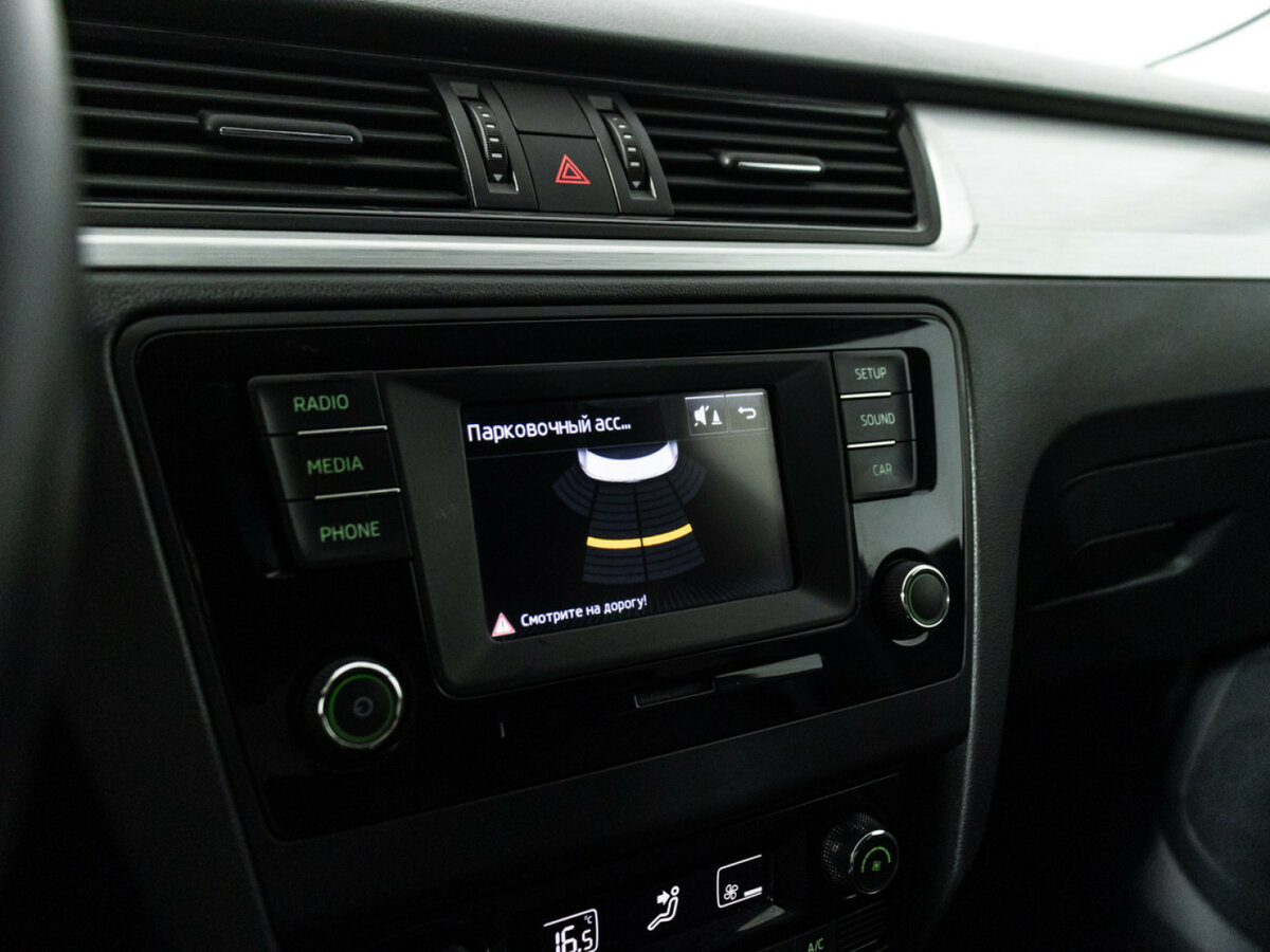 Шкода Рапид б/у, 2016, Роботизированная. Фото: #14