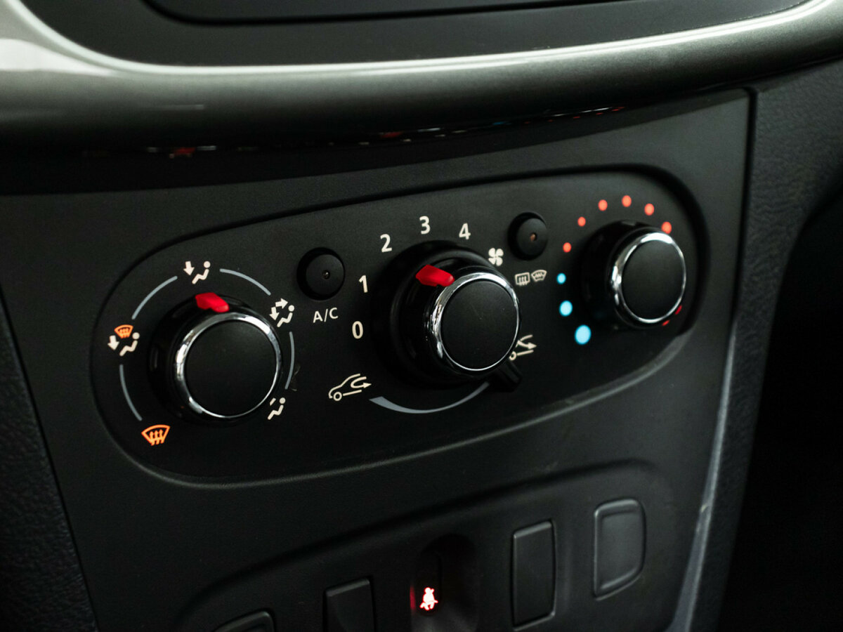 Рено Сандеро б/у, 2022, Механическая. Фото: #15