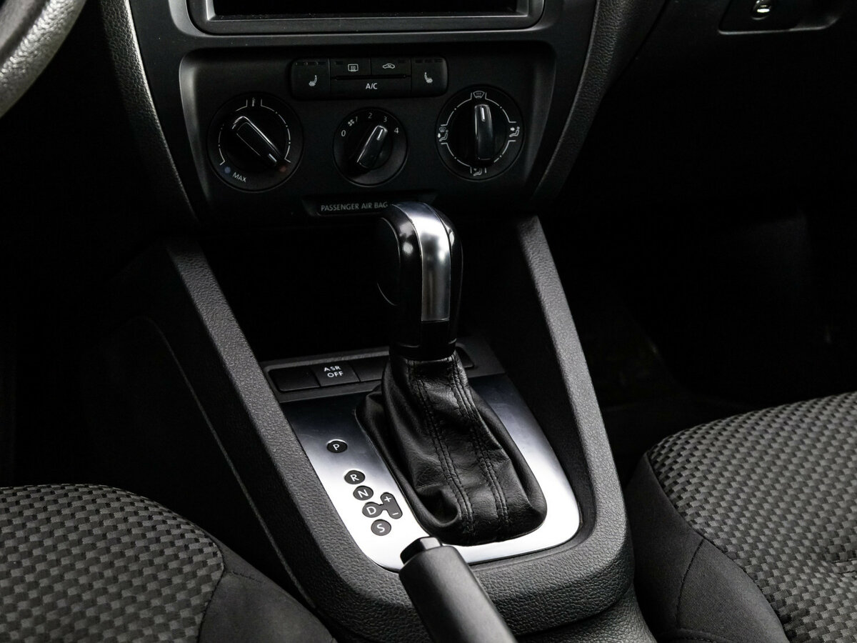 Фольксваген Джетта б/у, 2013, Автоматическая. Фото: #8