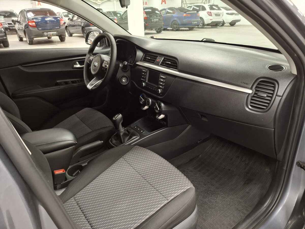 Киа Рио б/у, 2018, Механическая. Фото: #10