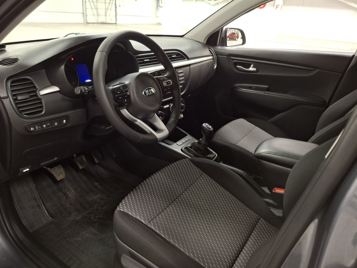 Киа Рио б/у, 2018, Механическая. Фото: #14