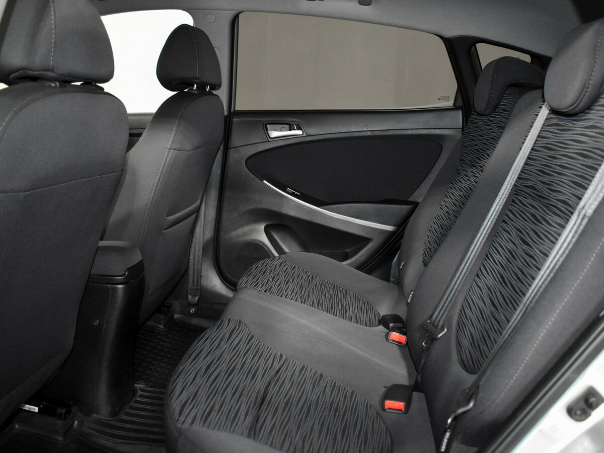 Хендай Солярис б/у, 2015, Автоматическая. Фото: #11