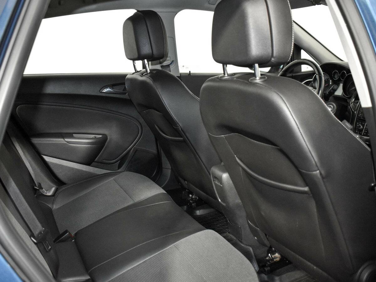 Опель Астра б/у, 2013, Автоматическая. Фото: #10