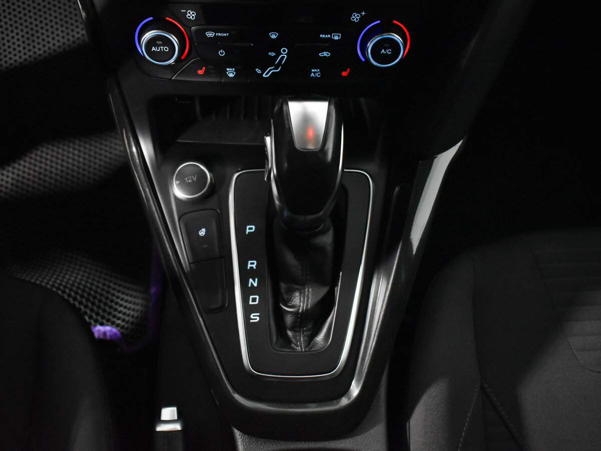 Форд Фокус б/у, 2016, Роботизированная. Фото: #9