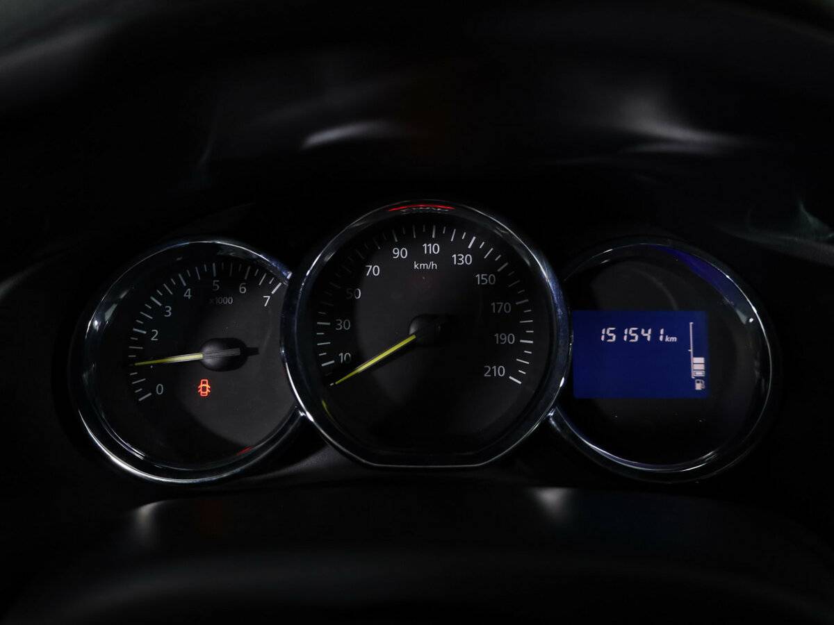 Рено Логан б/у, 2015, Механическая. Фото: #13