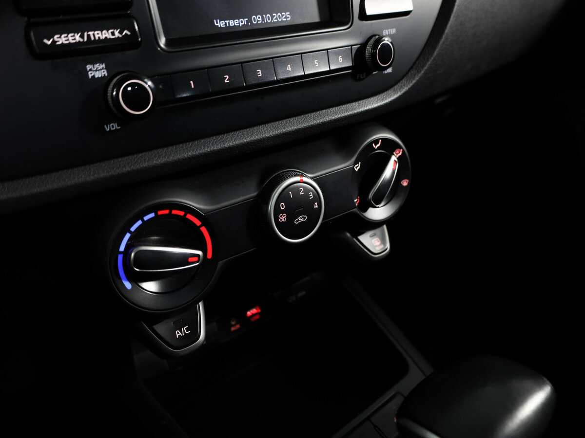 Киа Рио б/у, 2017, Автоматическая. Фото: #19