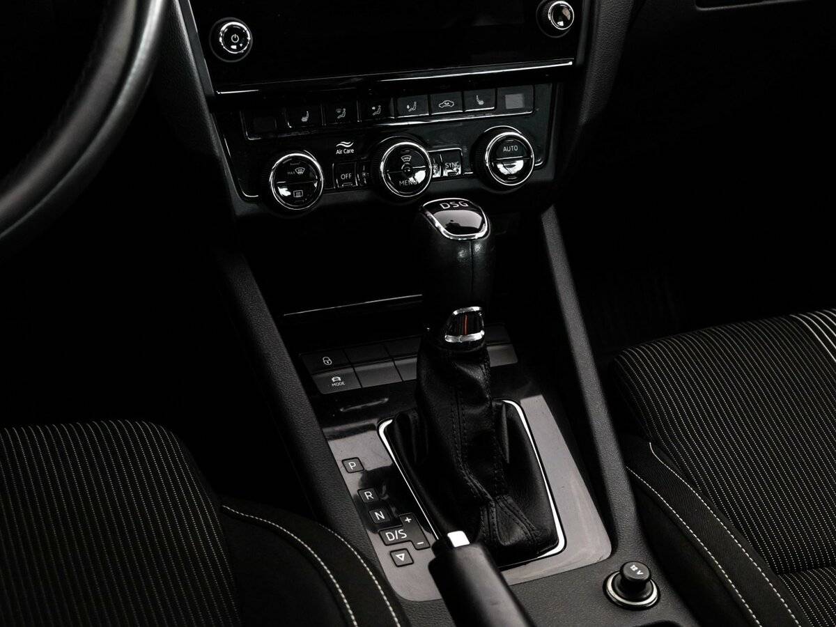 Шкода Октавия б/у, 2019, Роботизированная. Фото: #8