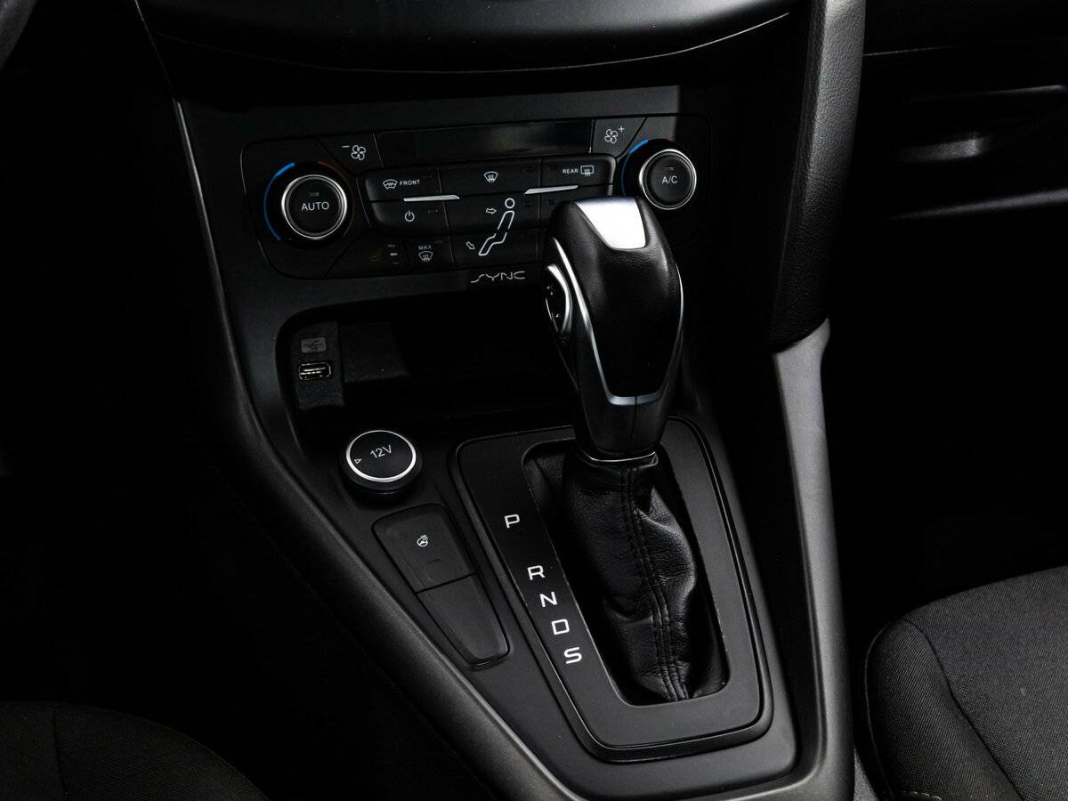 Форд Фокус б/у, 2017, Роботизированная. Фото: #9