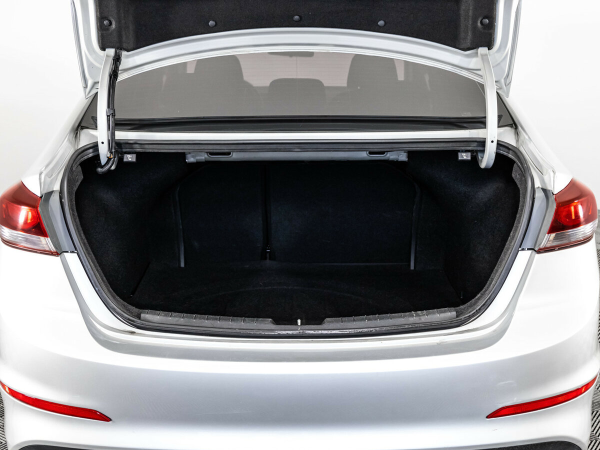 Хендай Елантра б/у, 2016, Механическая. Фото: #13