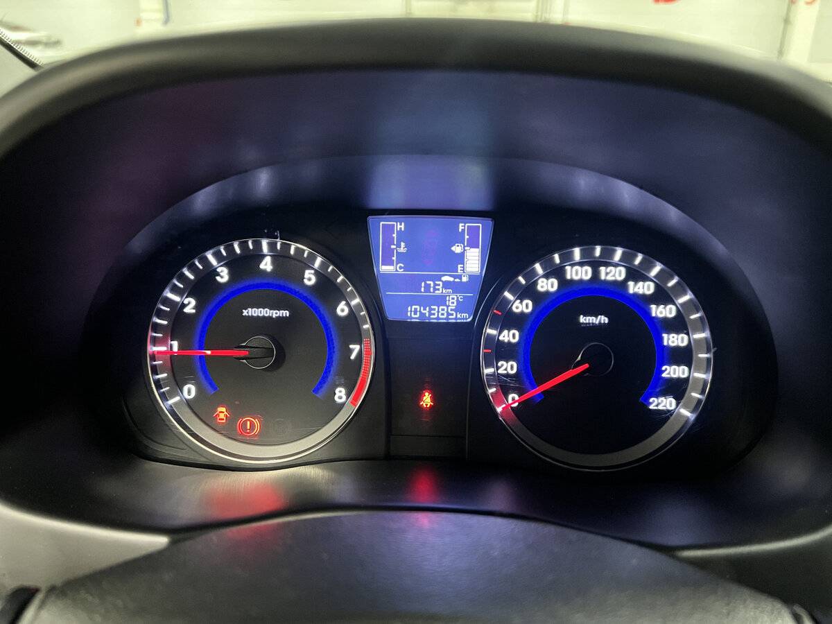 Хендай Солярис б/у, 2015, Механическая. Фото: #12