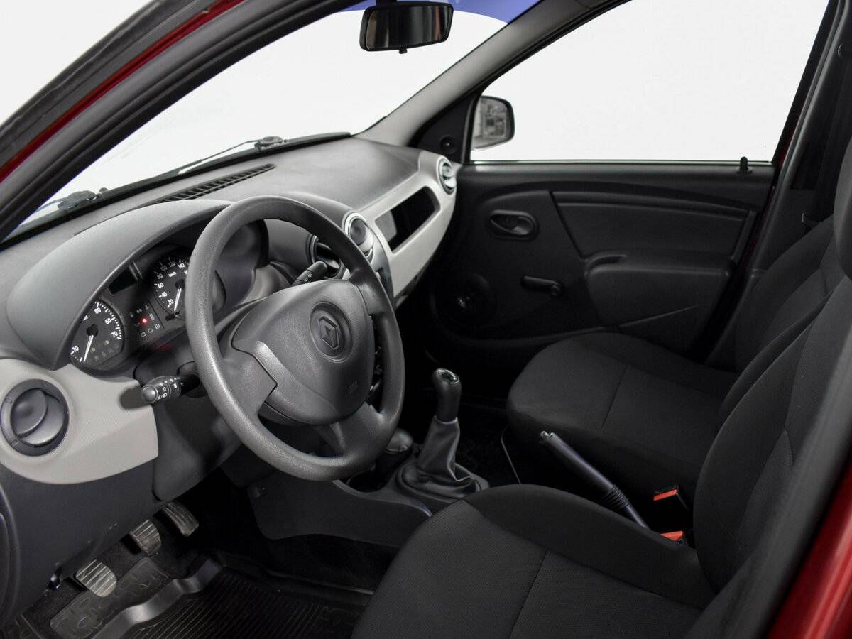 Рено Логан б/у, 2013, Механическая. Фото: #8