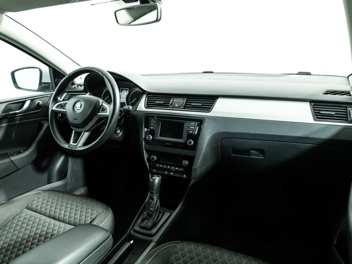 Шкода Рапид б/у, 2016, Роботизированная. Фото: #8