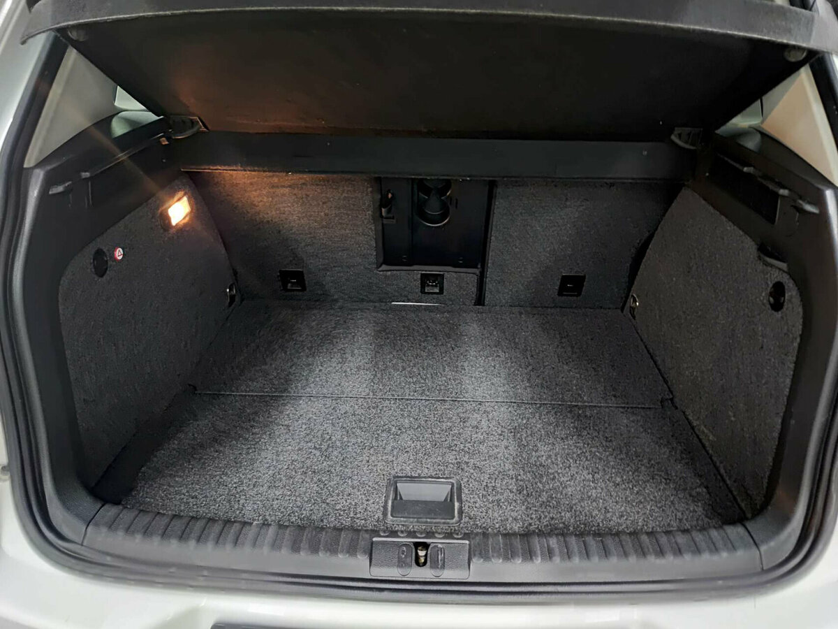 Фольксваген Тигуан б/у, 2016, Автоматическая. Фото: #9