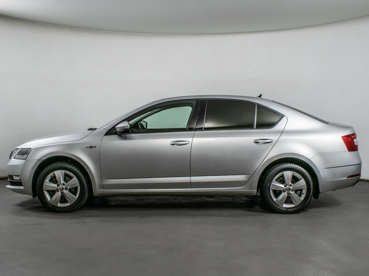 Шкода Октавия б/у, 2018, Роботизированная. Фото: #7