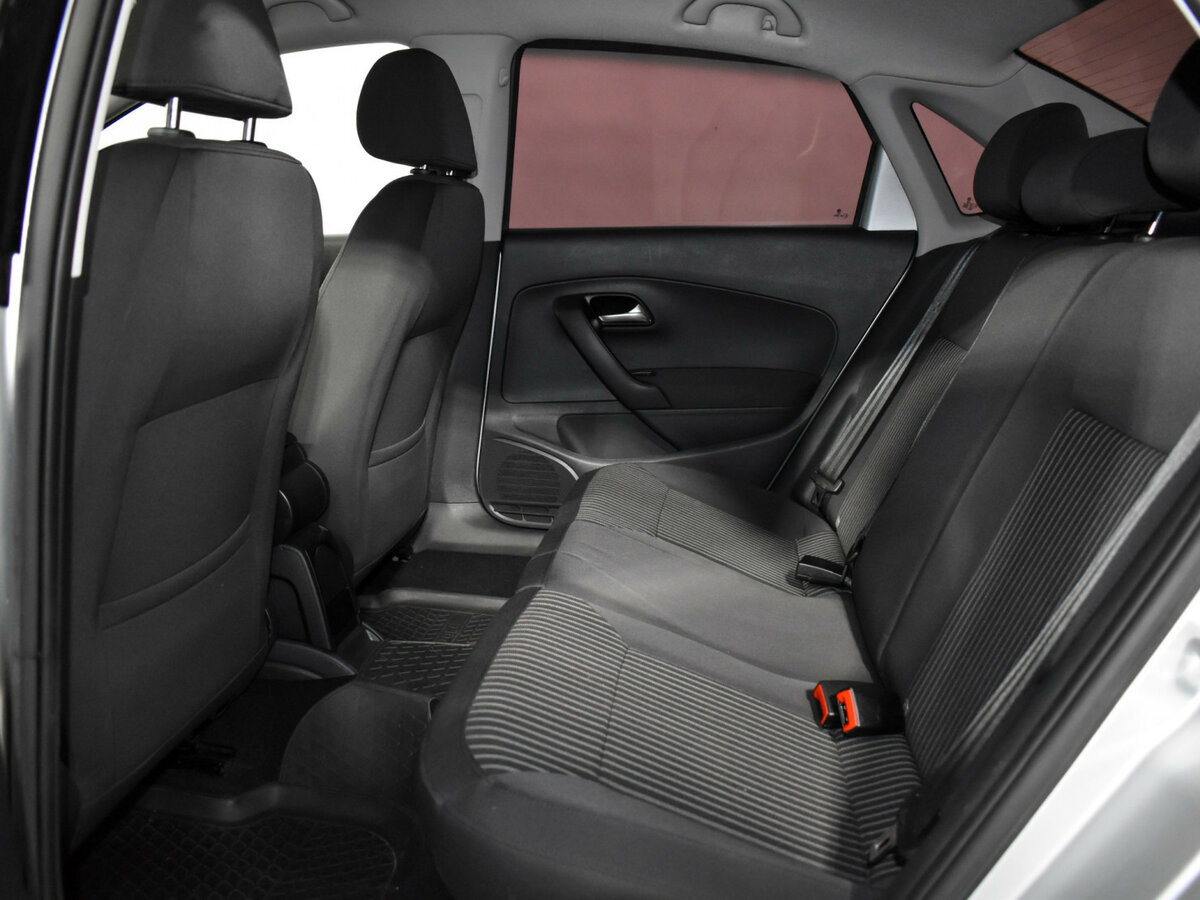 Фольксваген Поло б/у, 2015, Механическая. Фото: #10