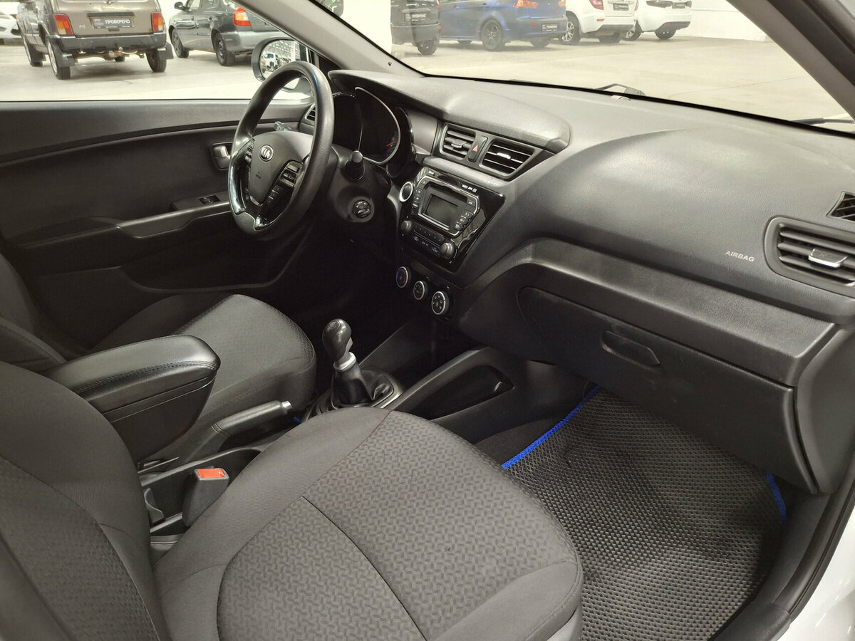 Киа Рио б/у, 2017, Механическая. Фото: #10