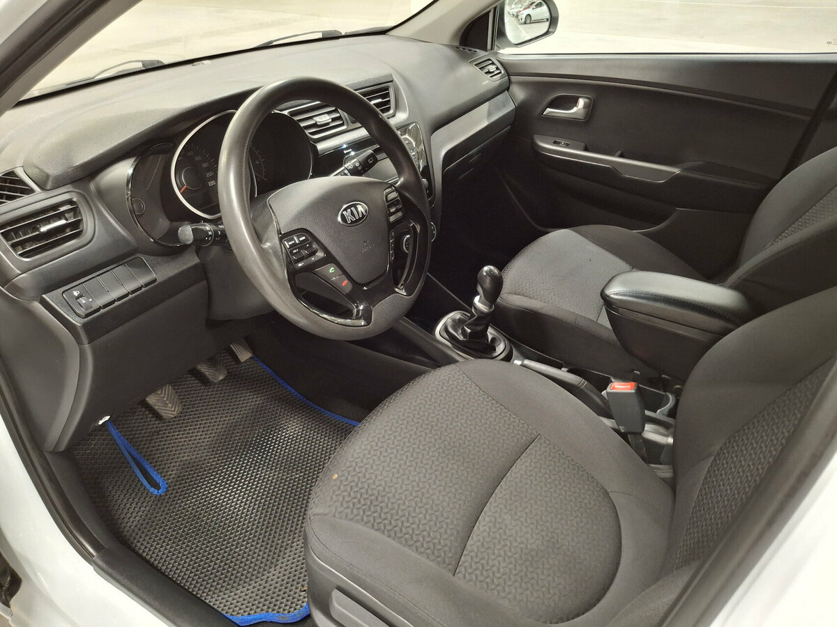 Киа Рио б/у, 2017, Механическая. Фото: #15