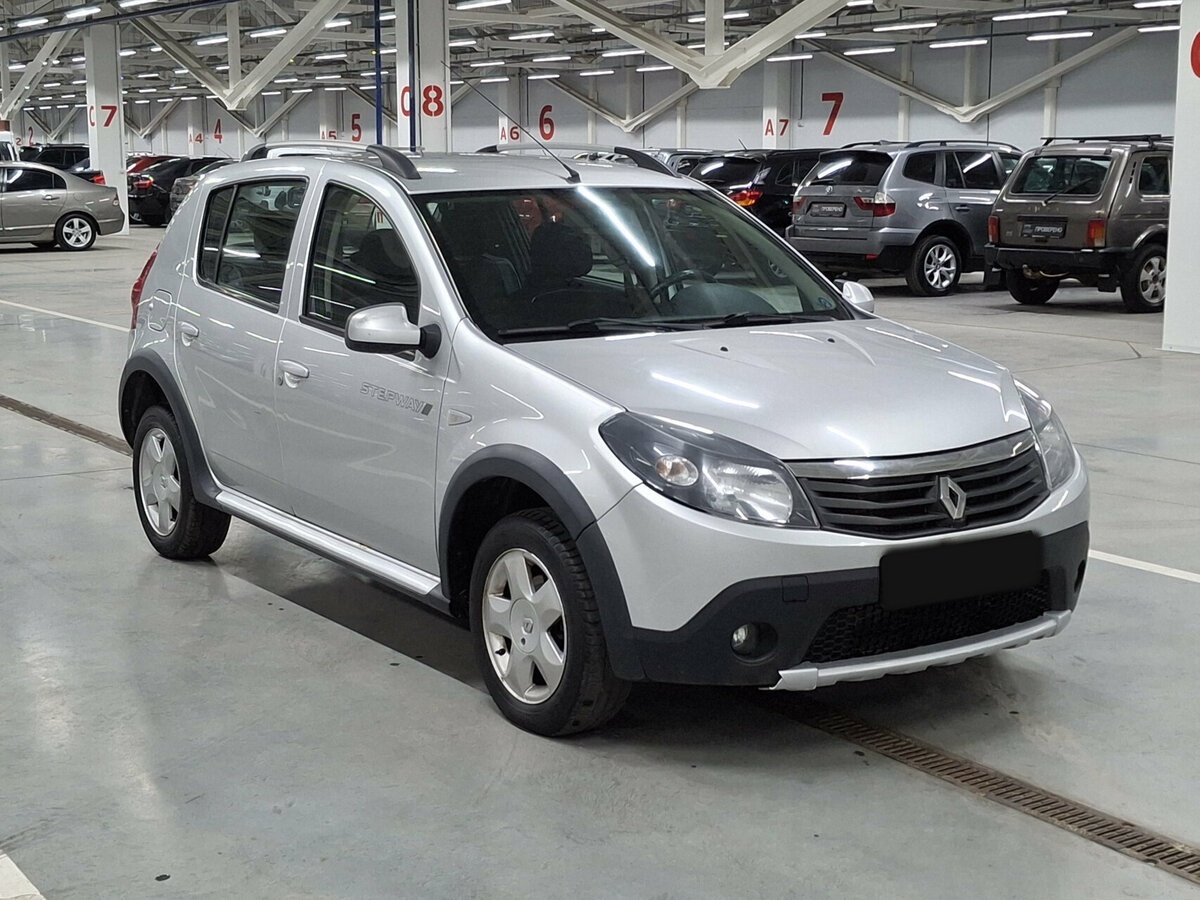 Рено Сандеро б/у, 2013, Автоматическая. Фото: #2