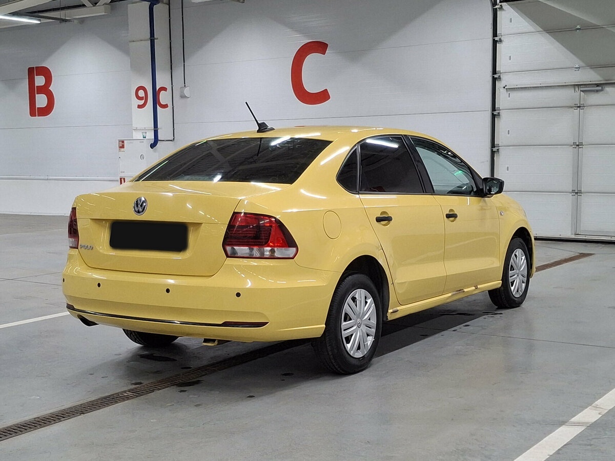 Фольксваген Поло б/у, 2017, Механическая. Фото: #4