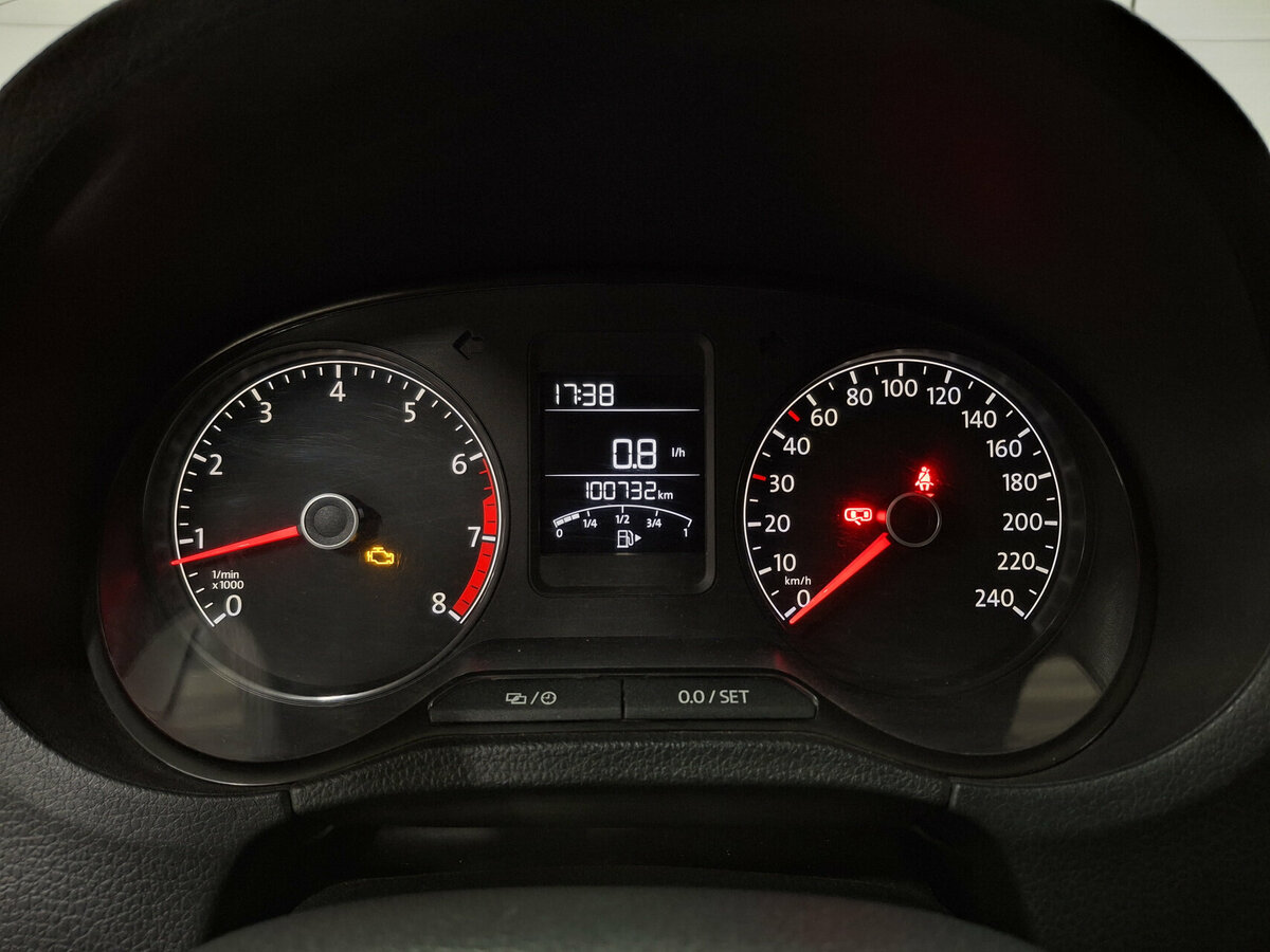 Фольксваген Поло б/у, 2017, Механическая. Фото: #12