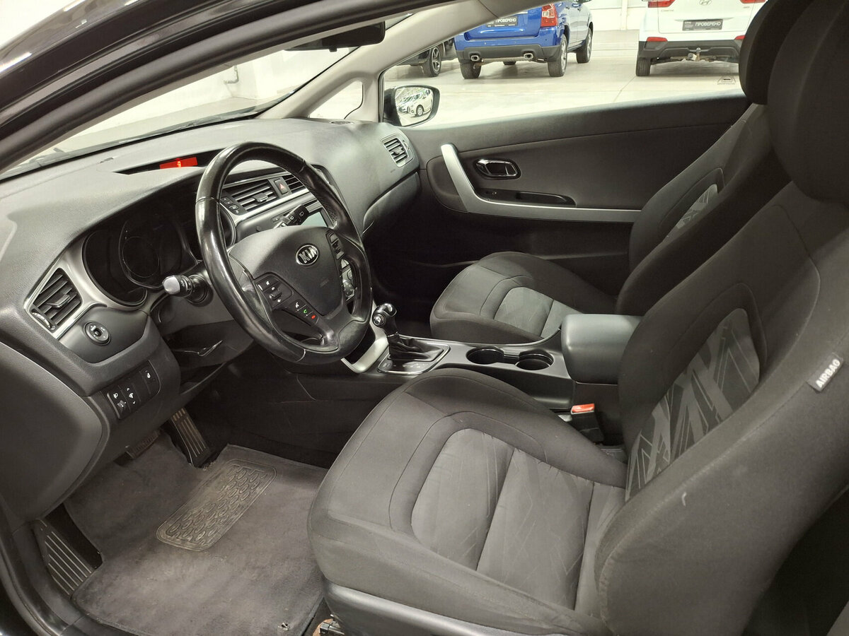 Киа Сид б/у, 2015, Автоматическая. Фото: #15