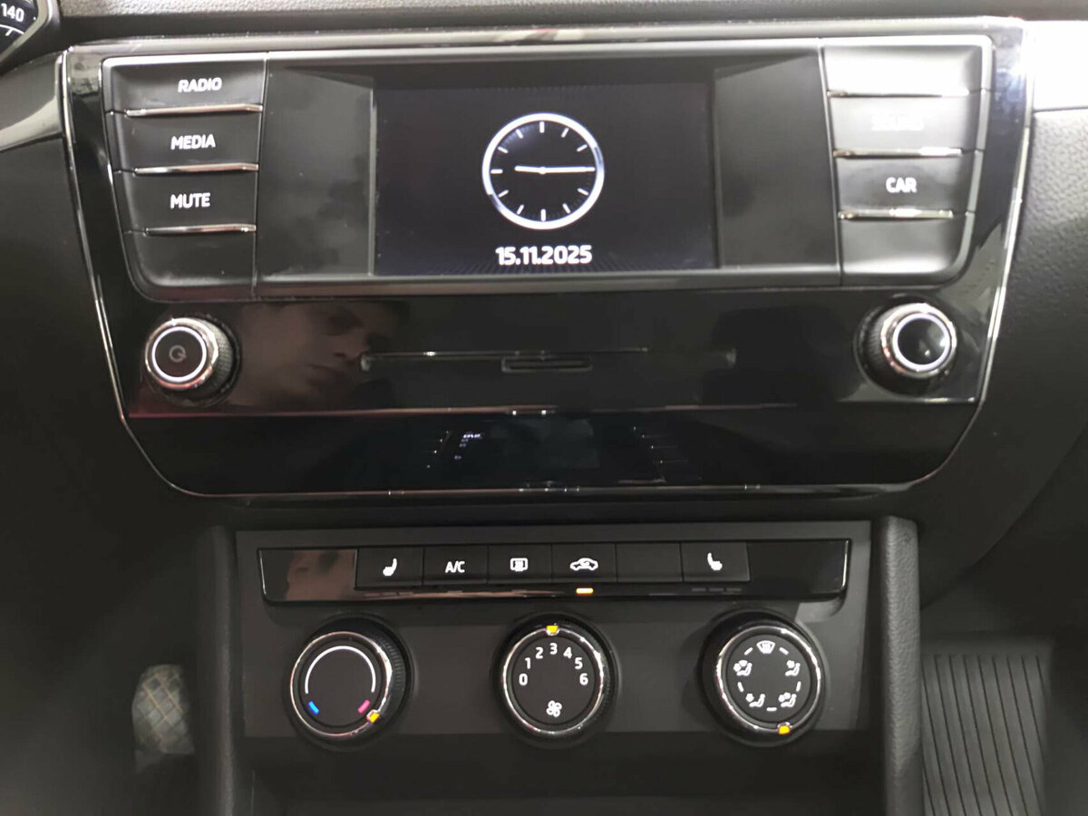 Шкода Суперб б/у, 2016, Роботизированная. Фото: #14