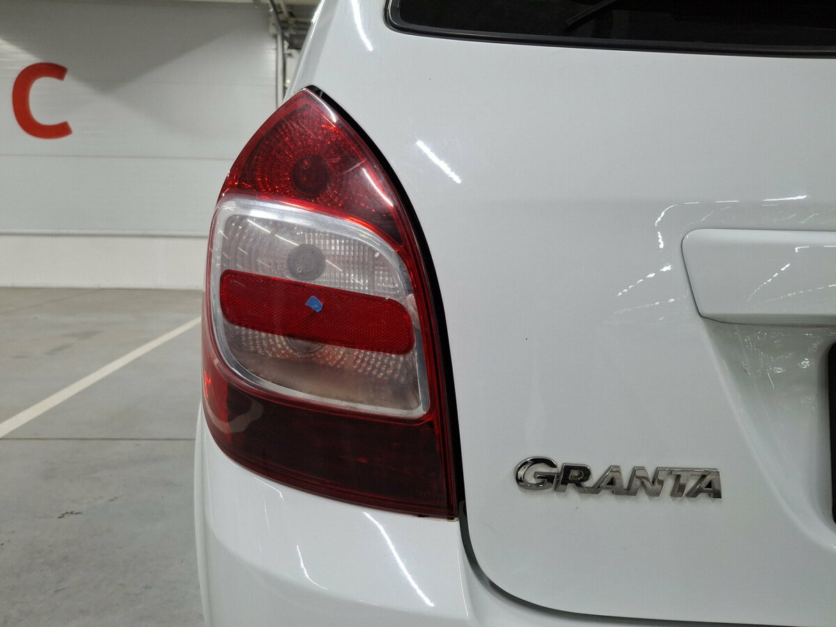 Лада (ВАЗ) Гранта б/у, 2020, Механическая. Фото: #8
